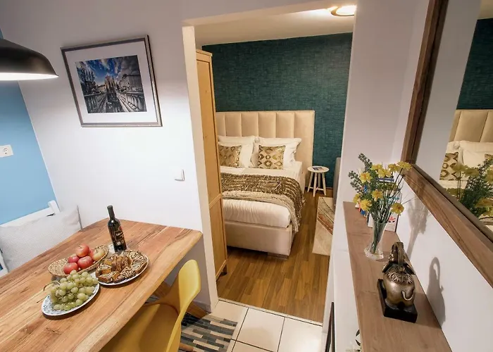 Апартаменти Artorius *